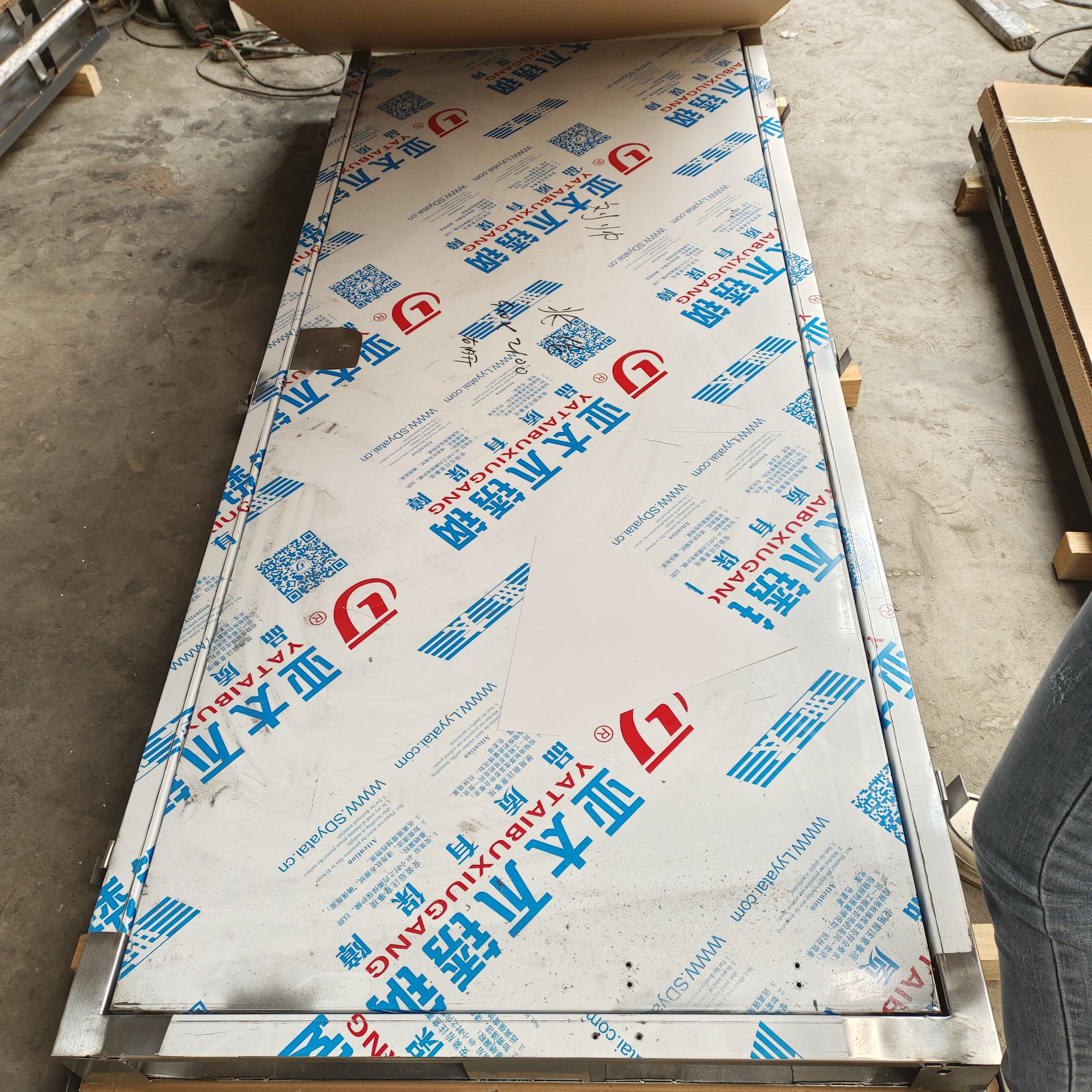 河源为何医院放射科都爱用这款铅门？